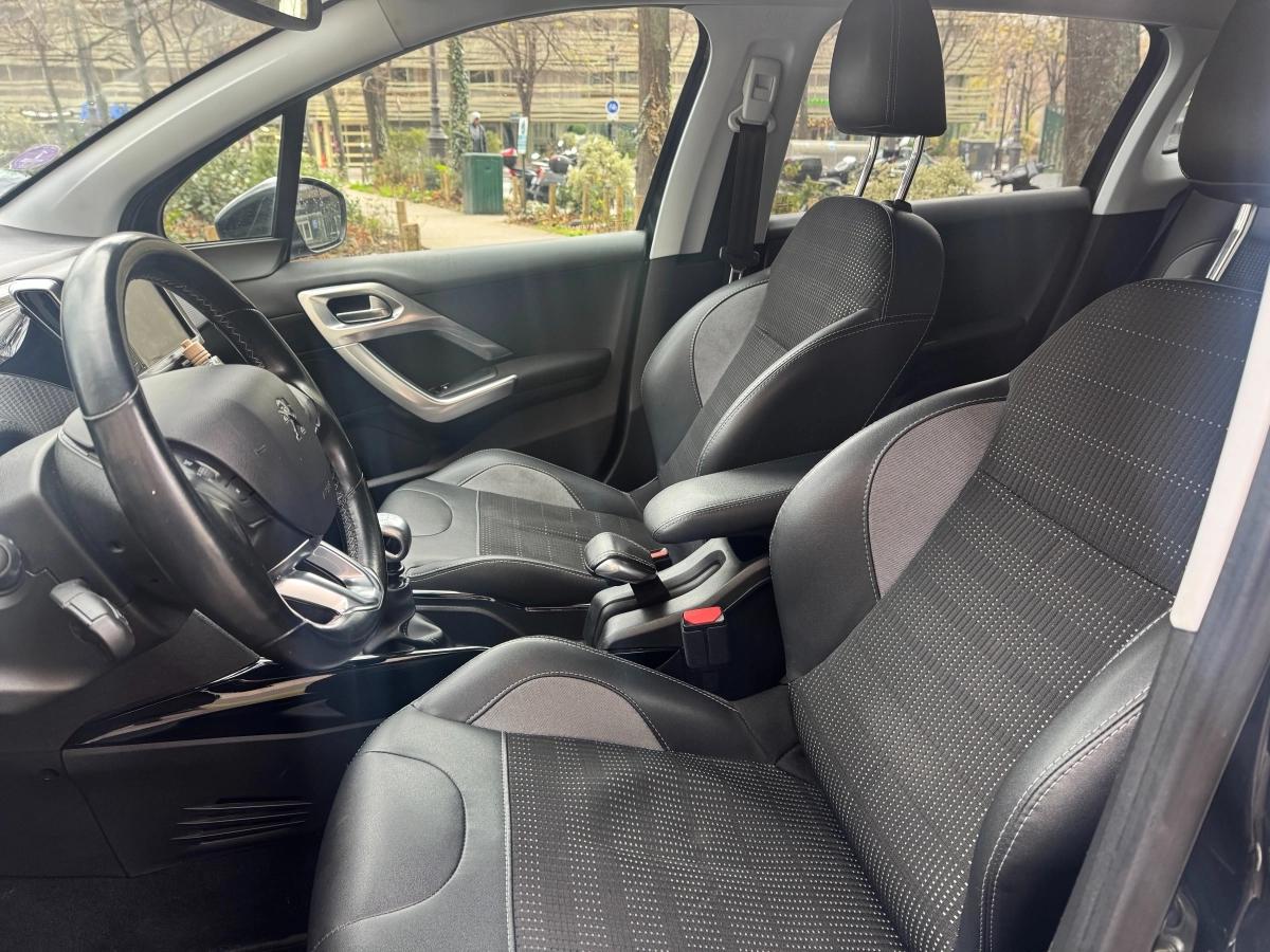 Peugeot 2008 GENERATION-I 1.2 PURETECH 110 ALLURE START-STOP