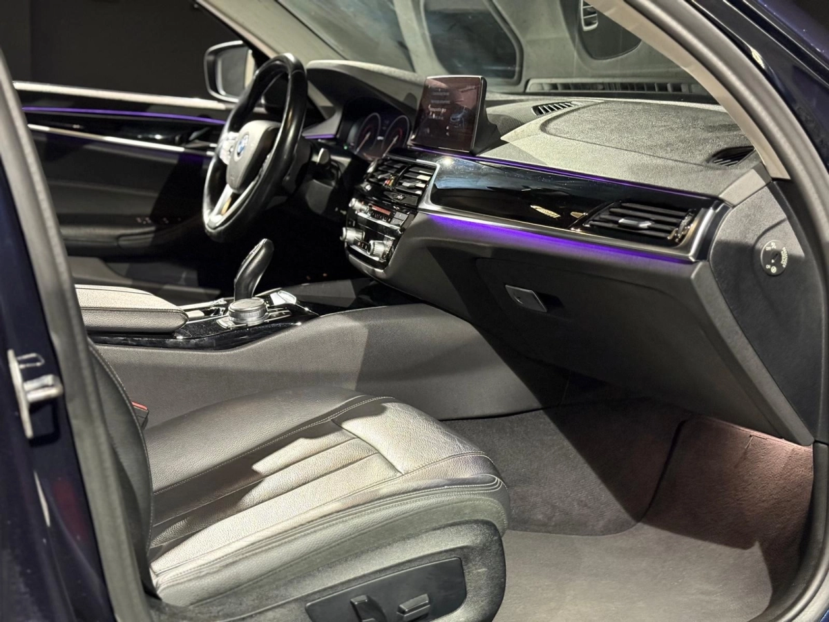 Bmw Serie 5 - photo 9