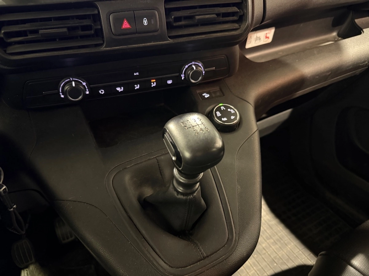 Opel Combo - photo 17