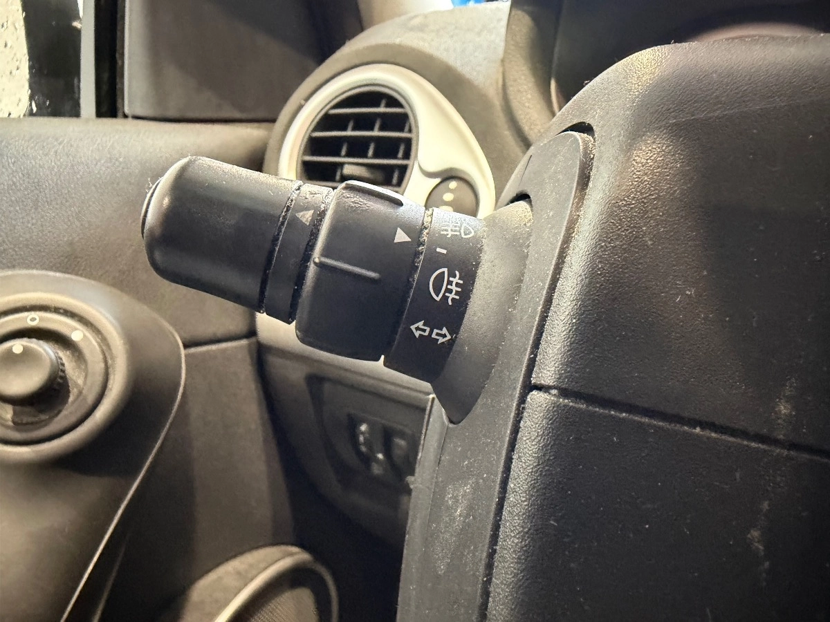 Renault Clio - photo 25