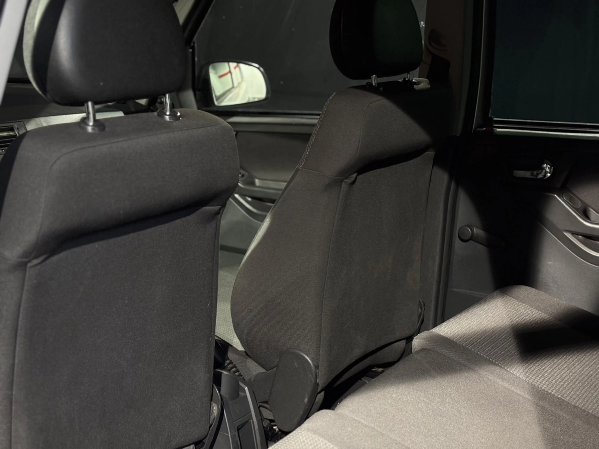 Opel Meriva - photo 18
