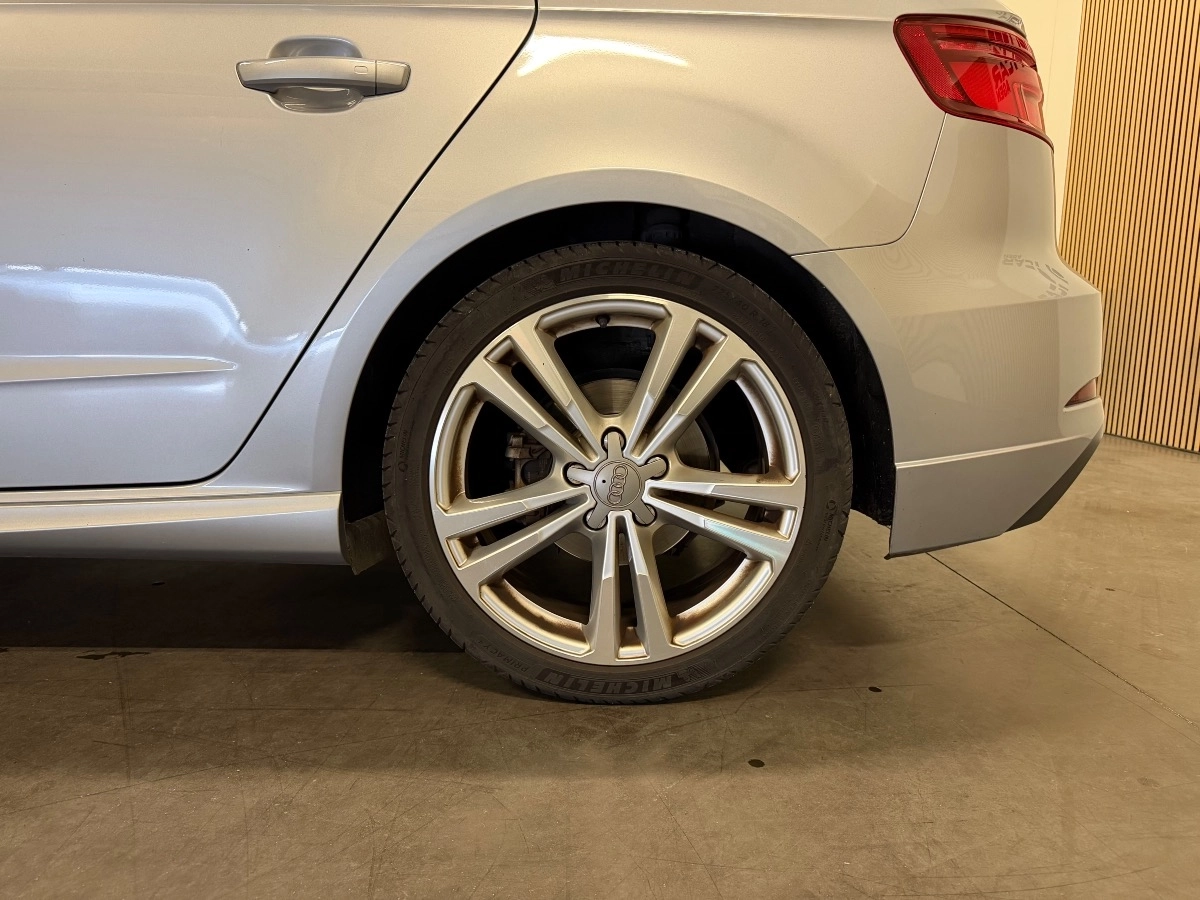 Audi A3 - photo 11