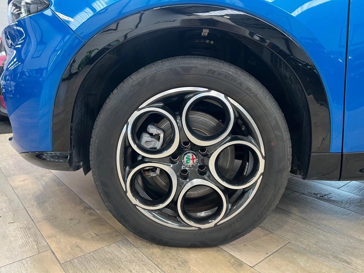 Alfa Romeo Tonale 1.3 PHEV 280 Sprint AT6 e-Q4