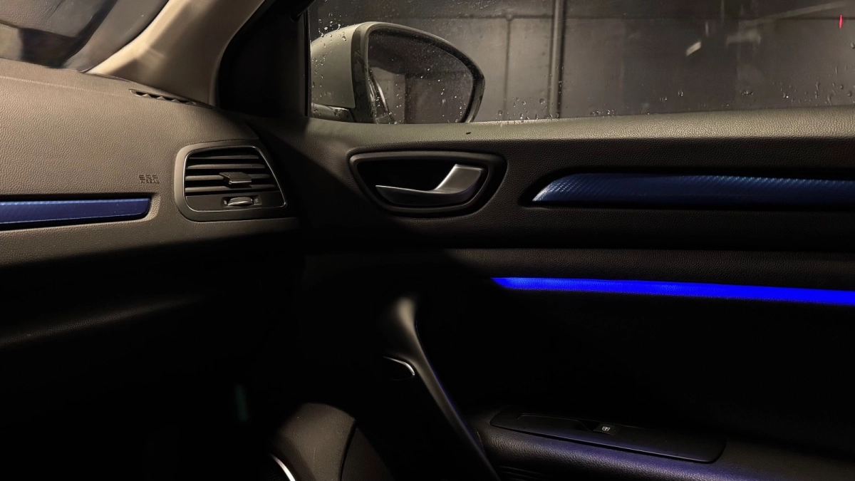 Renault Megane - photo 31