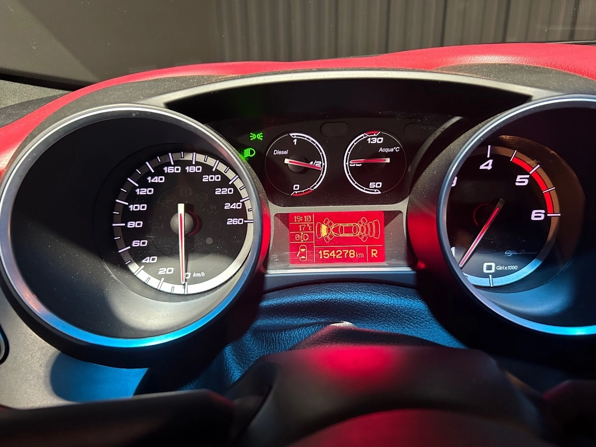 Alfa Romeo Giulietta - photo 12
