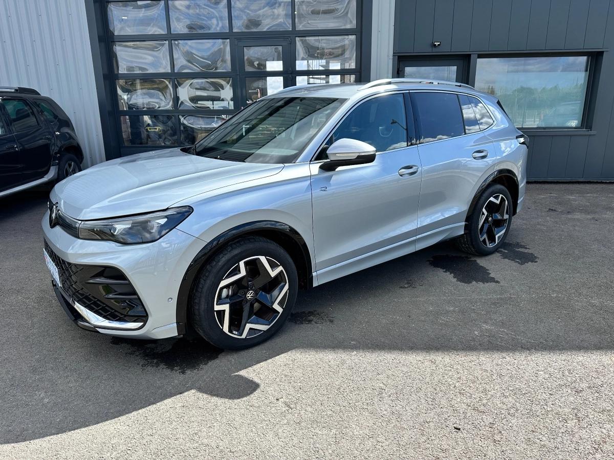 Volkswagen Tiguan 2.0 TDI 150 R-LINE DSG BVA