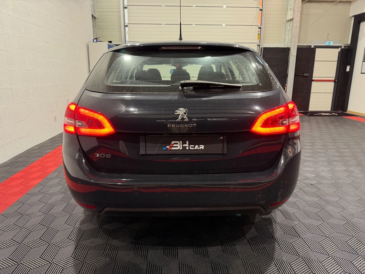 Peugeot 308 - photo 4