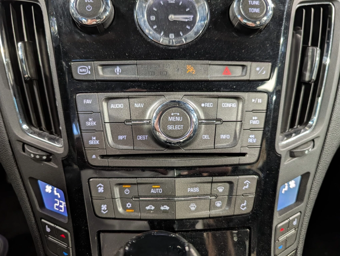 CADILLAC CTS V - photo 18