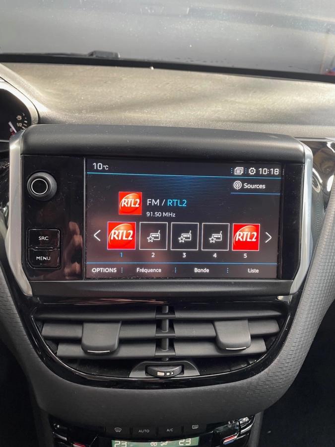 Peugeot 2008 GENERATION-I 1.2 PURETECH 80 STYLE