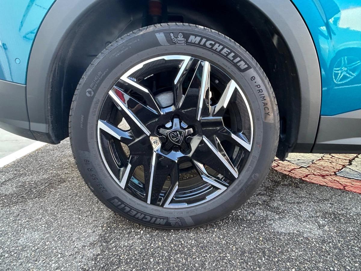 Peugeot 3008 136ch MHEV HYBRID E-DCS6 GT