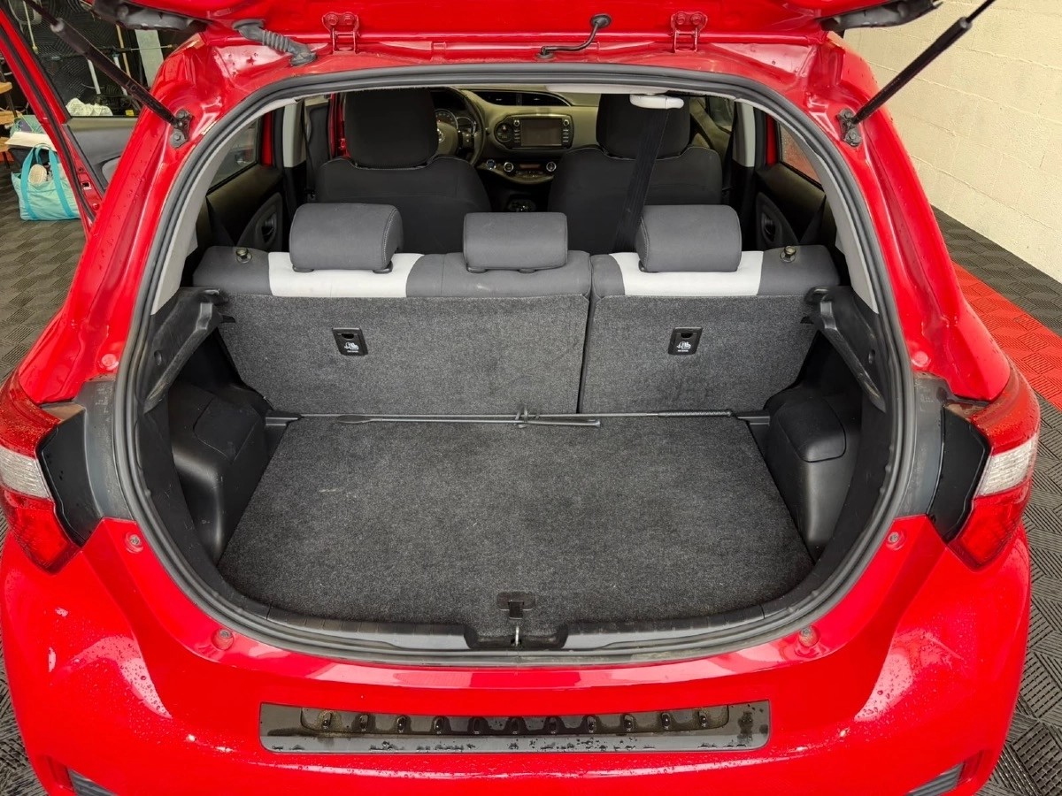Toyota Yaris - photo 30