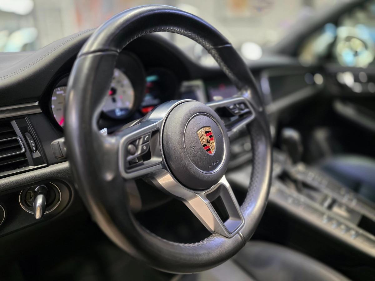 PORSCHE MACAN 2.0 245 TOIT PANO / CHRONO / BOSE