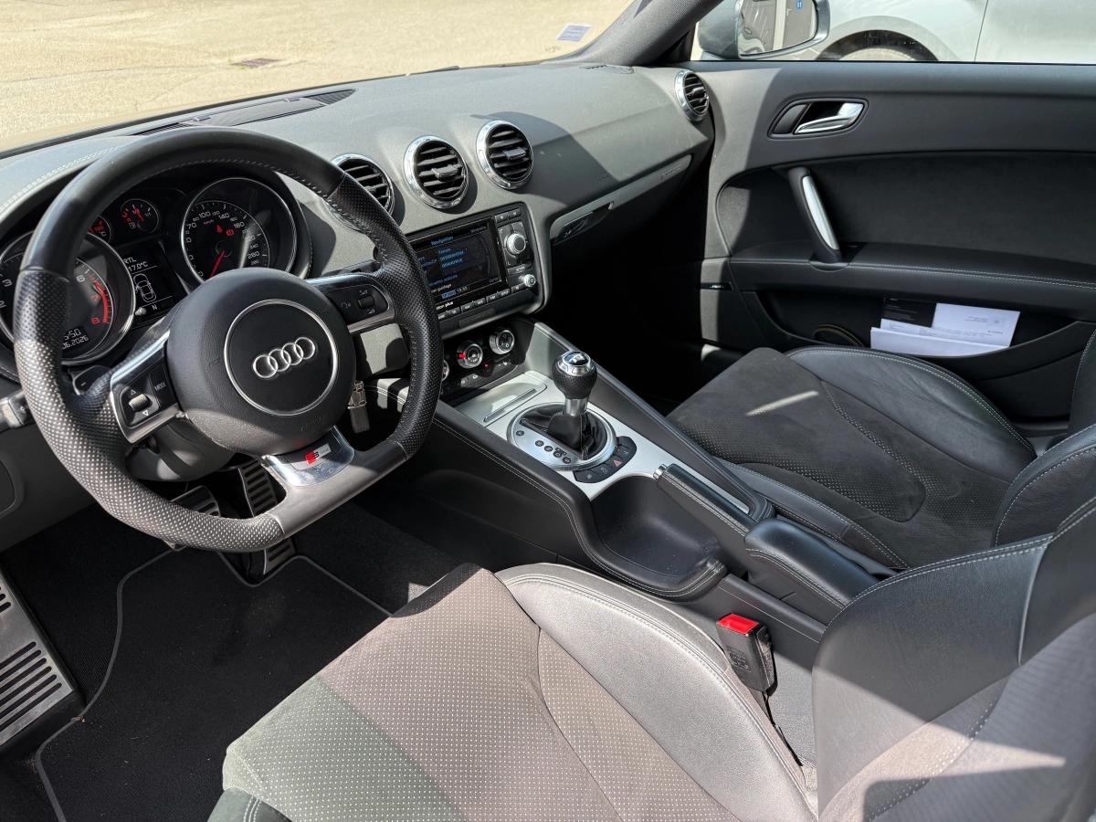 Audi Tt COUPE 2.0 TFSI 210 S-LINE QUATTRO S-TRONIC BVA
