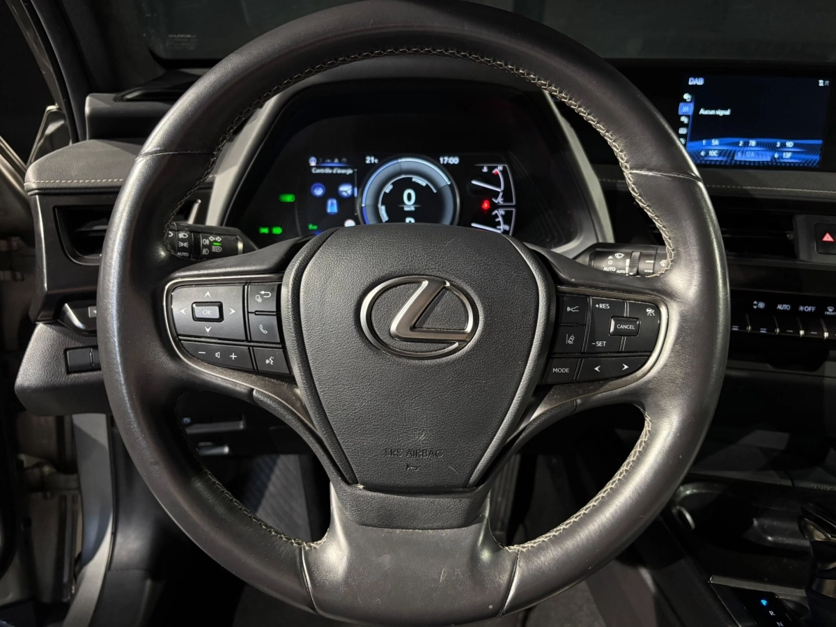 Lexus Ux - photo 11