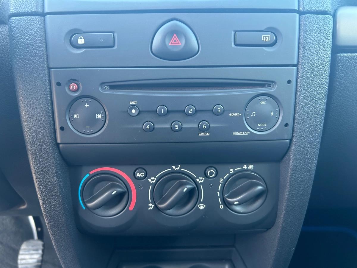 Renault Clio CAMPUS 1.2 75