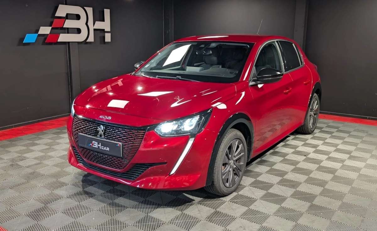 Peugeot E-208