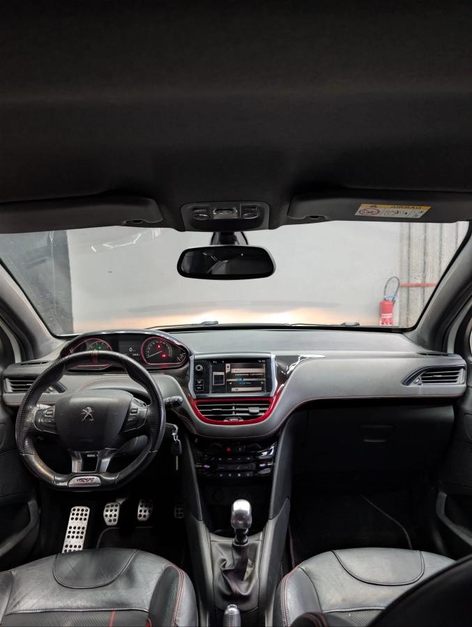 Peugeot 208 GENERATION-I 1.6 THP 200 GTI