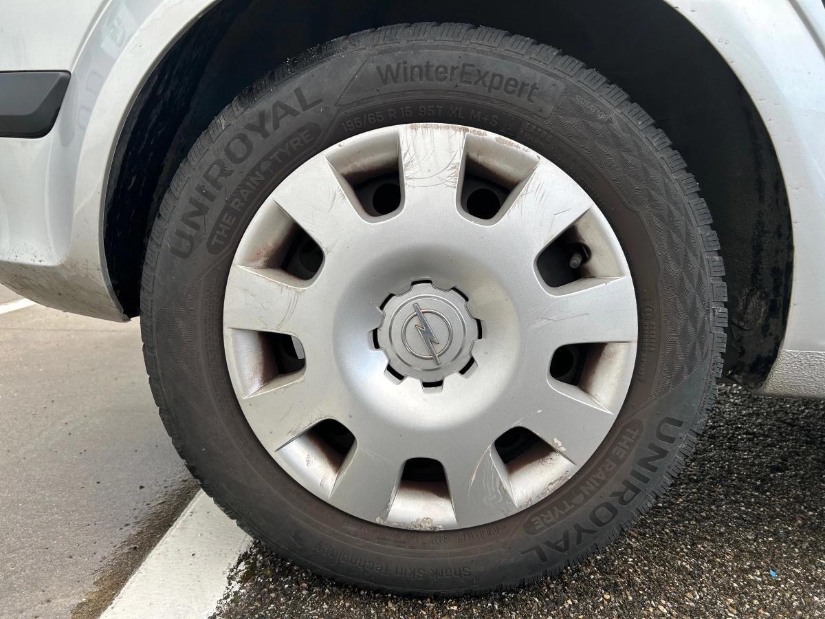 Opel Astra 1.6 TWINPORT 105 ELEGANCE