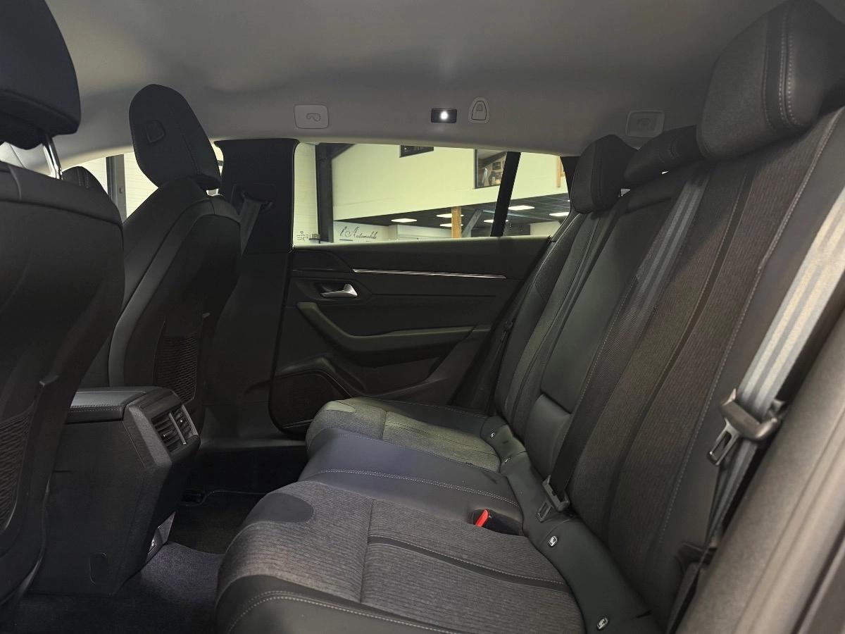 PEUGEOT 508 SW 1.6 HYBRID 225 E-EAT8 - FINITION ALLURE PACK - ENTRETIENS CONSTRUCTEUR