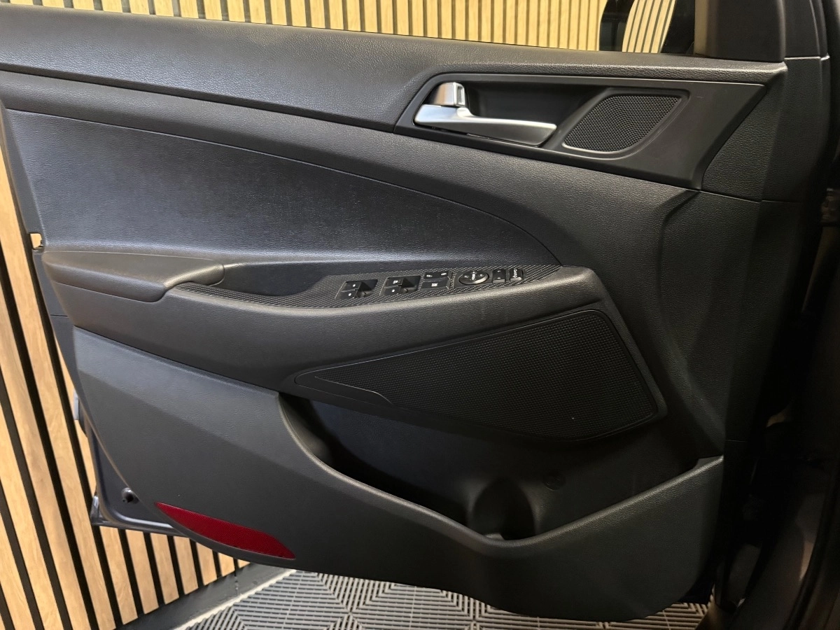 Hyundai Tucson - photo 7
