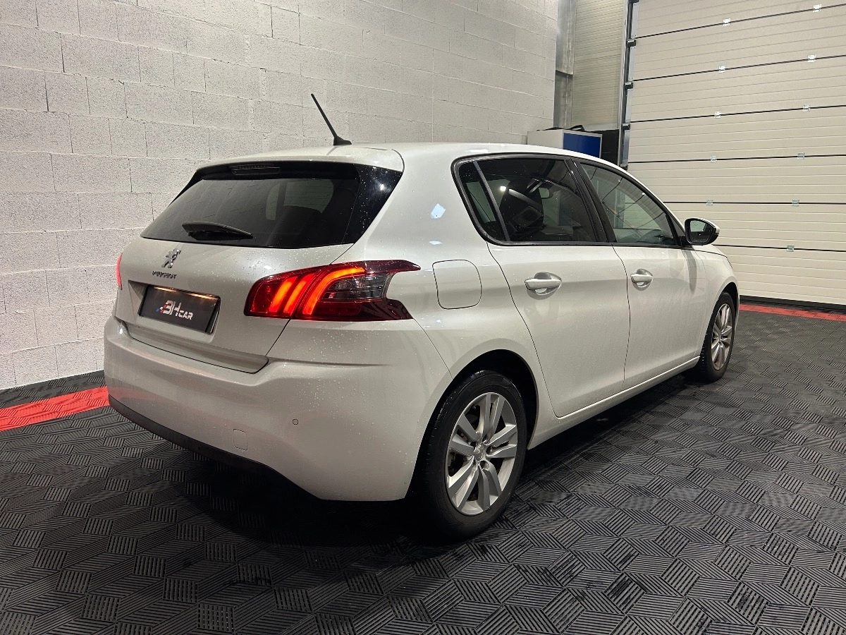 Peugeot 308 - photo 3