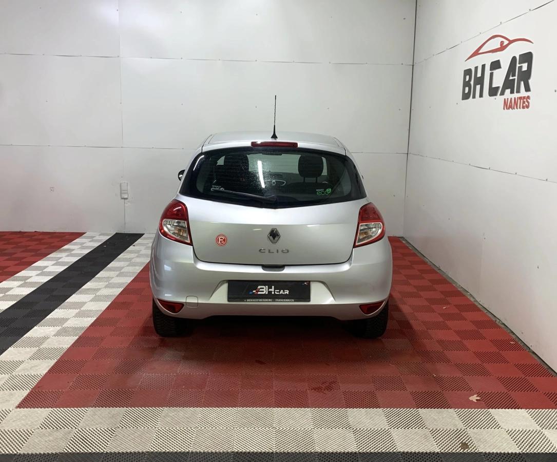 Aperçu indisponible de RENAULT Clio