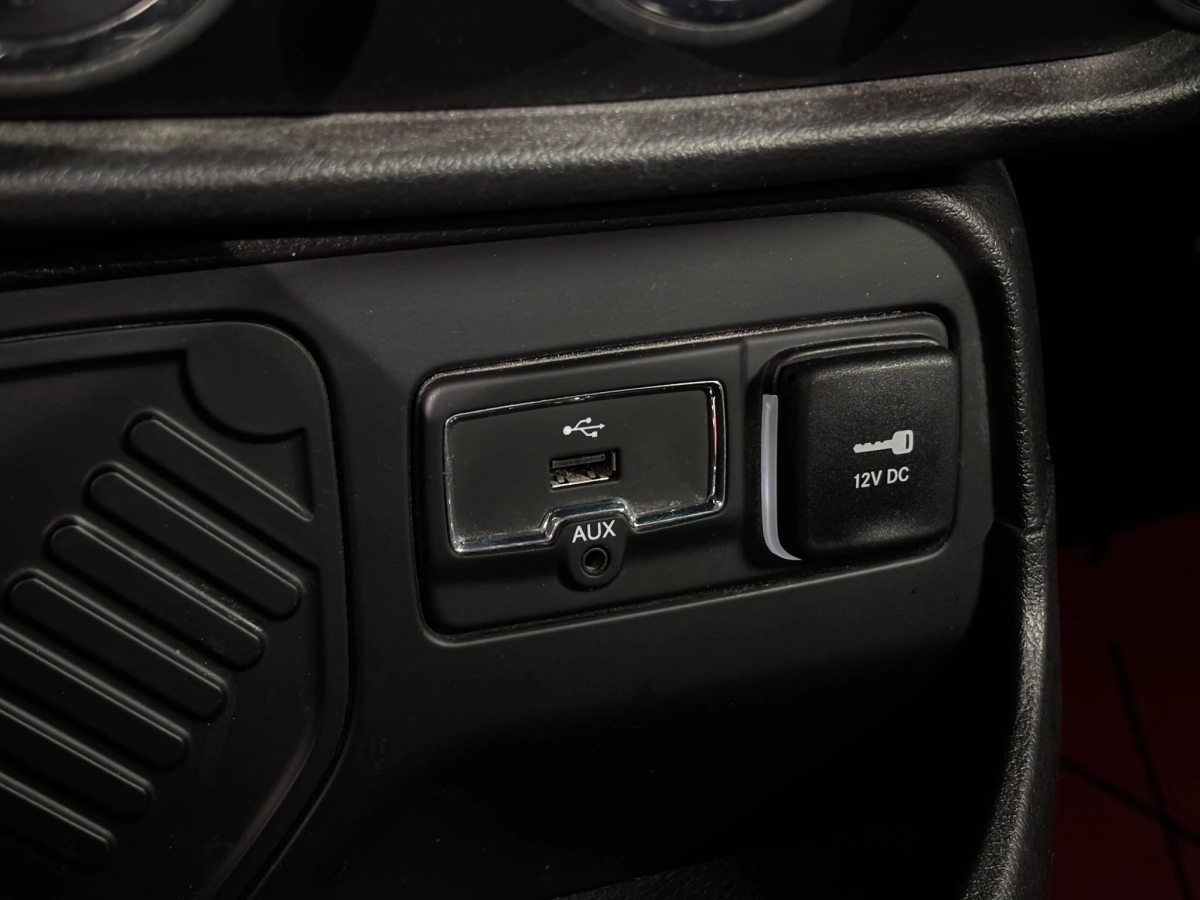 Jeep Renegade - photo 21
