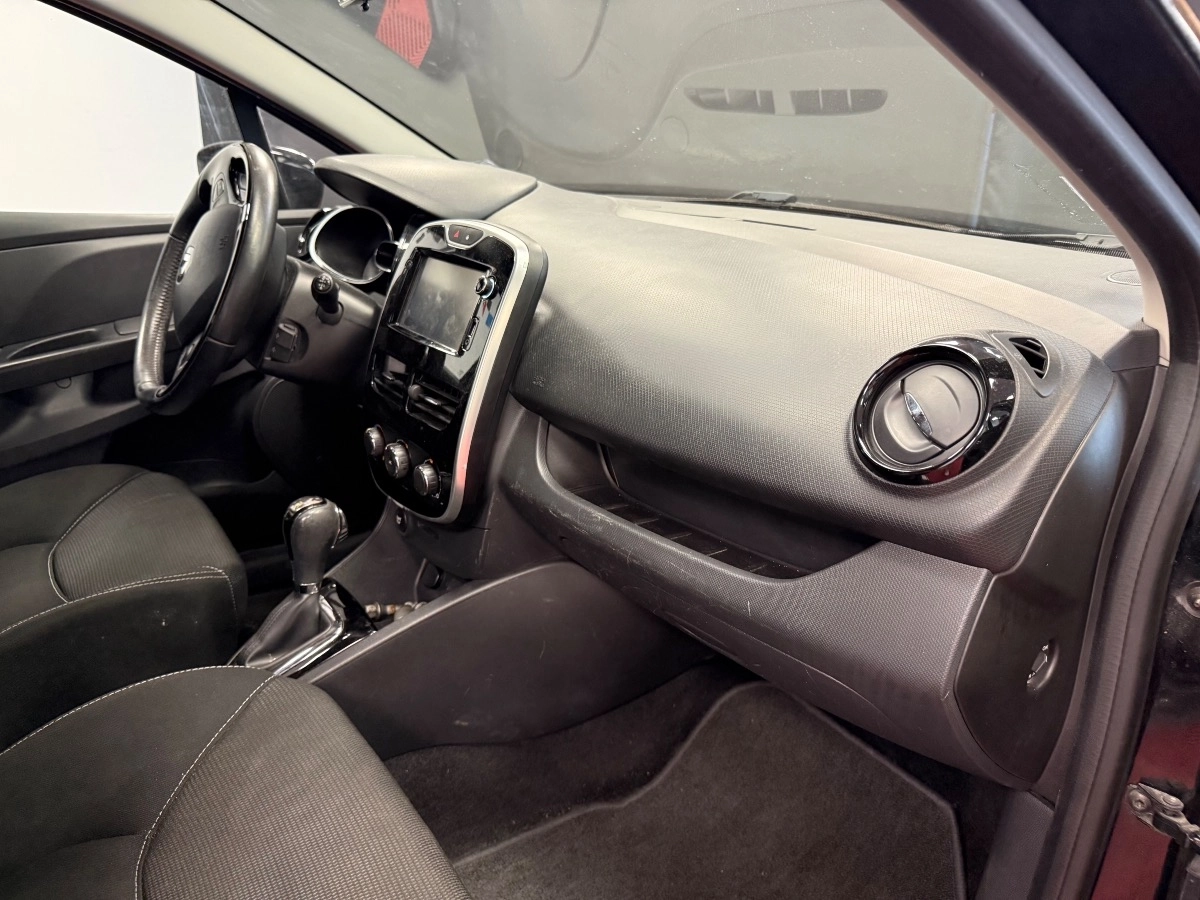 Renault Clio - photo 14