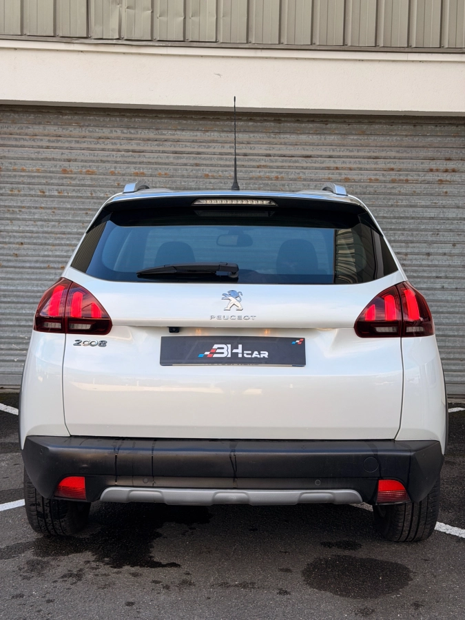 Peugeot 2008 - photo 8
