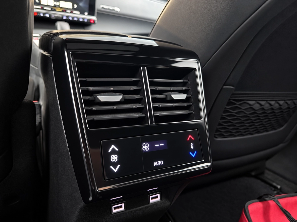 Ds Automobiles Ds 7 Crossback - photo 19