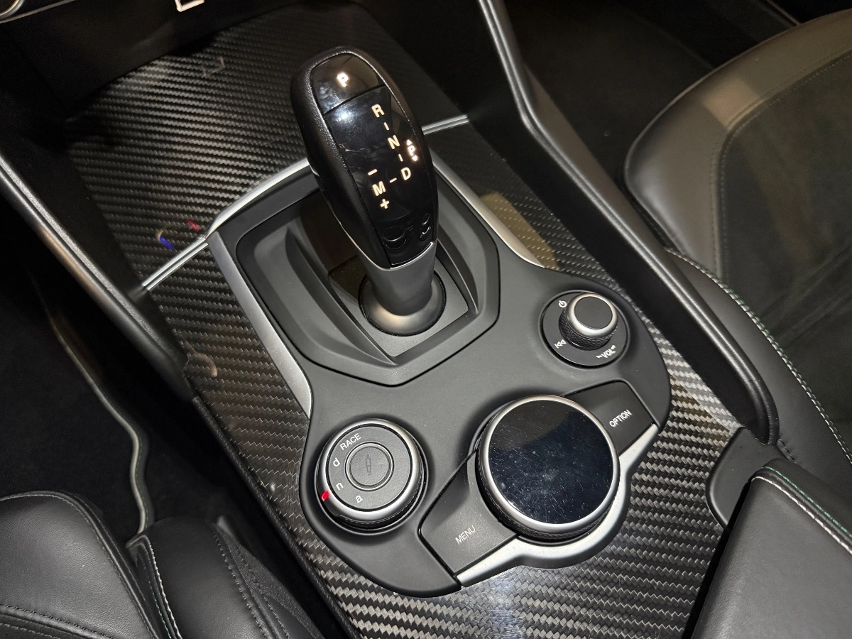 Alfa Romeo Giulia - photo 14