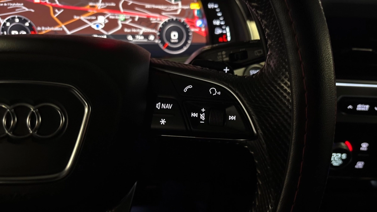 Audi Q7 - photo 17