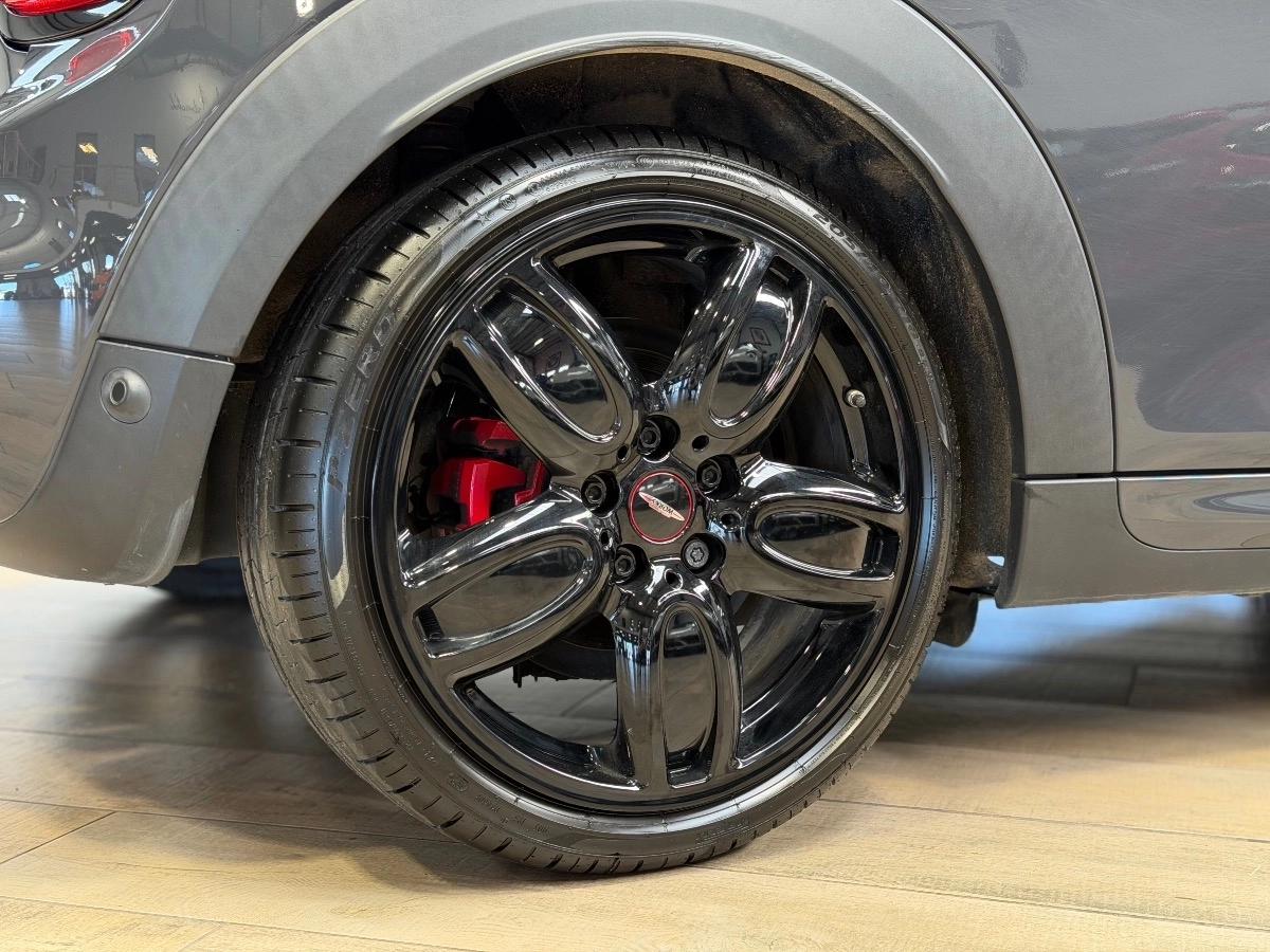 Mini Mini III (F56) 2.0 231 JCW BVA6 3P