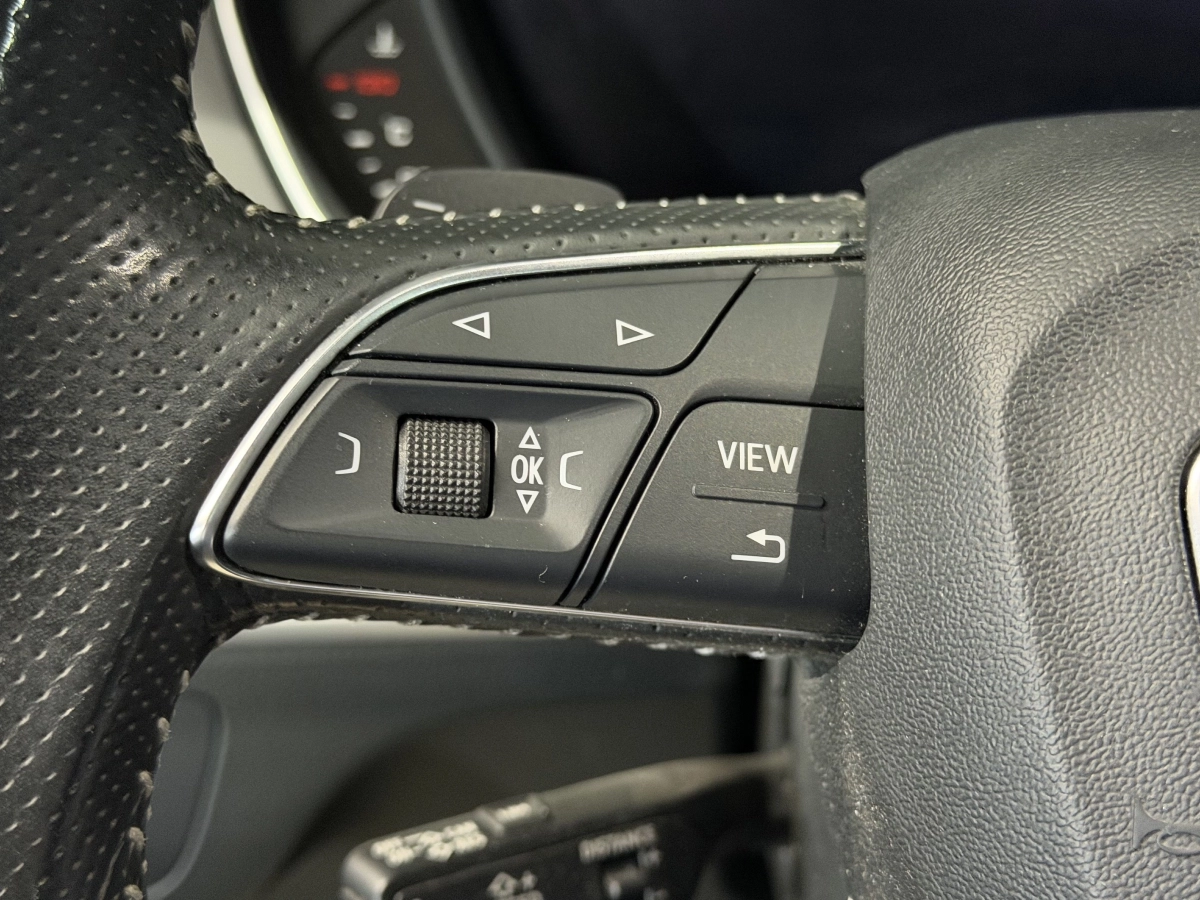 Audi Q5 - photo 9