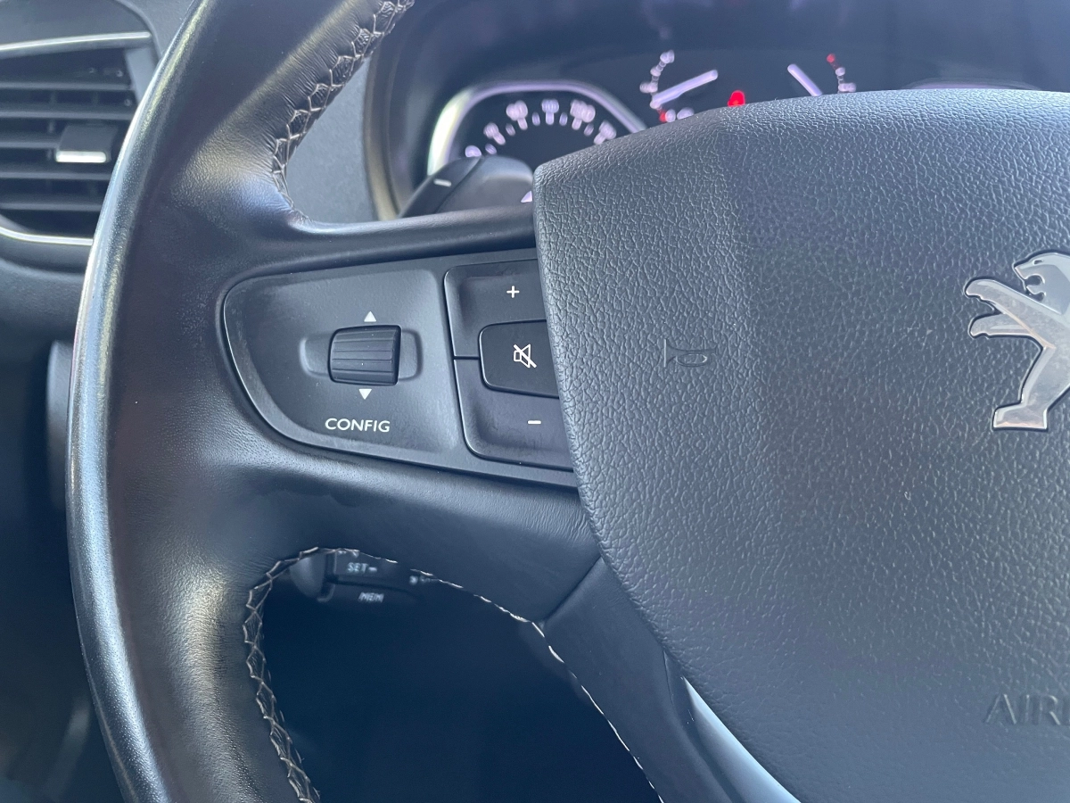 Peugeot Expert Vu - photo 12