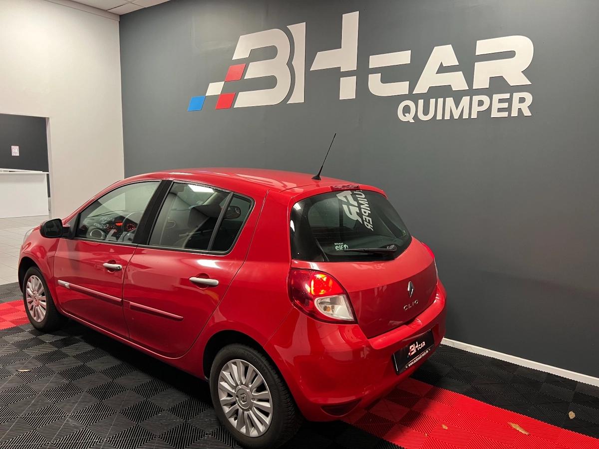 Aperçu indisponible de RENAULT Clio