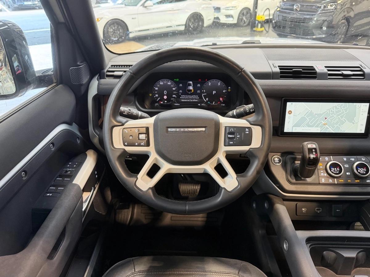 Land Rover Defender 110 3.0 D200 200 MHEV X-DYNAMIC 4WD BVA8 /ATTELAGE/TOIT PANO/CARPLAY/MERIDIAN/