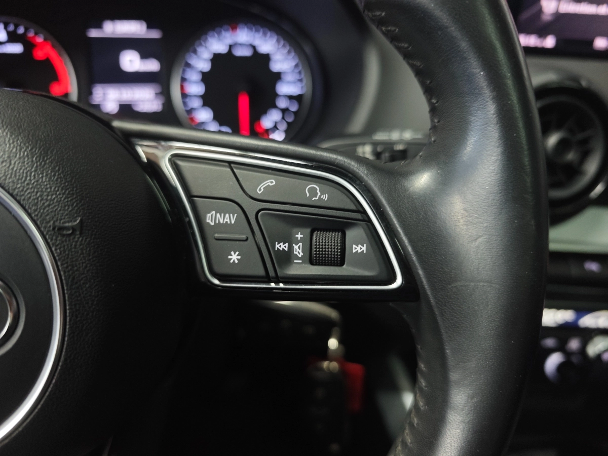 Audi Q2 - photo 13