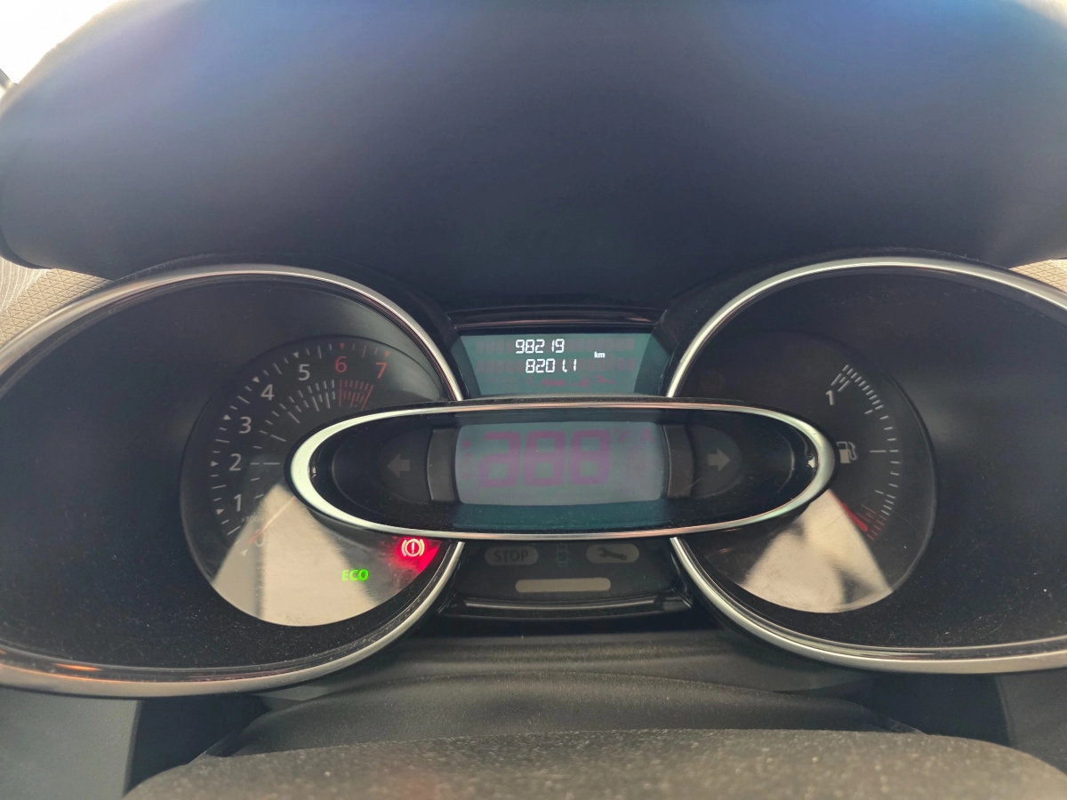 Renault Clio - photo 11