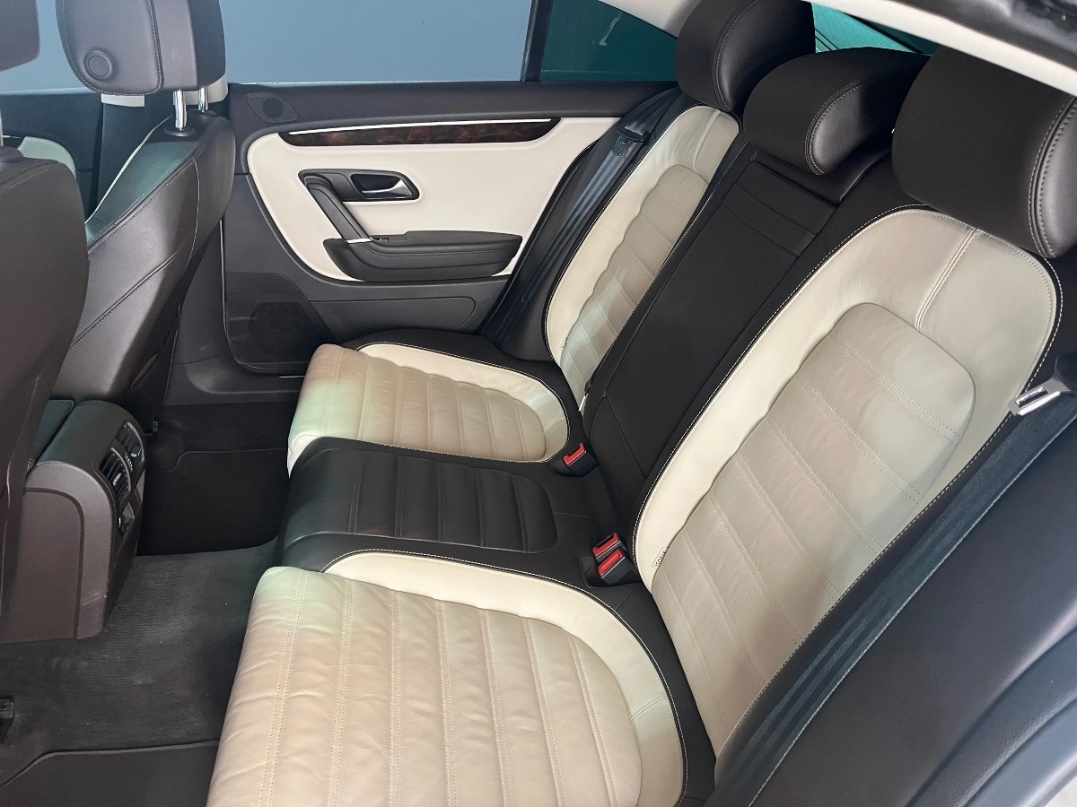 Volkswagen Passat - photo 19