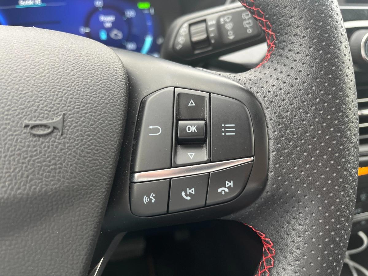 Ford Kuga 2.5 DURATEC 225H 150 HYBRID PHEV 14.4KWH ST-LINE X 4X4 POWER-SPLIT E-CVT BVA