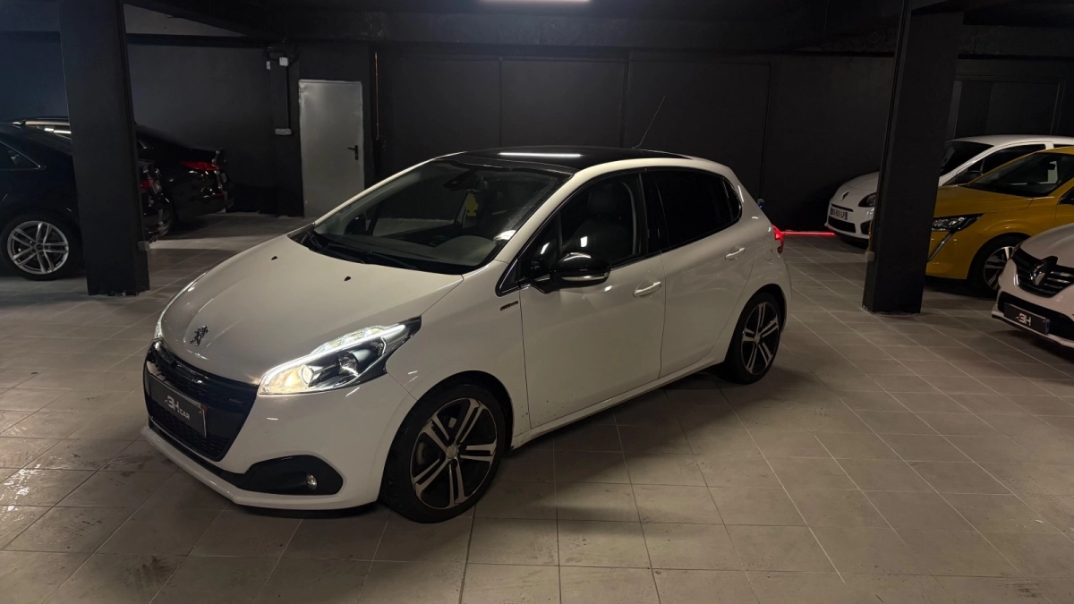 Peugeot 208 - photo 5