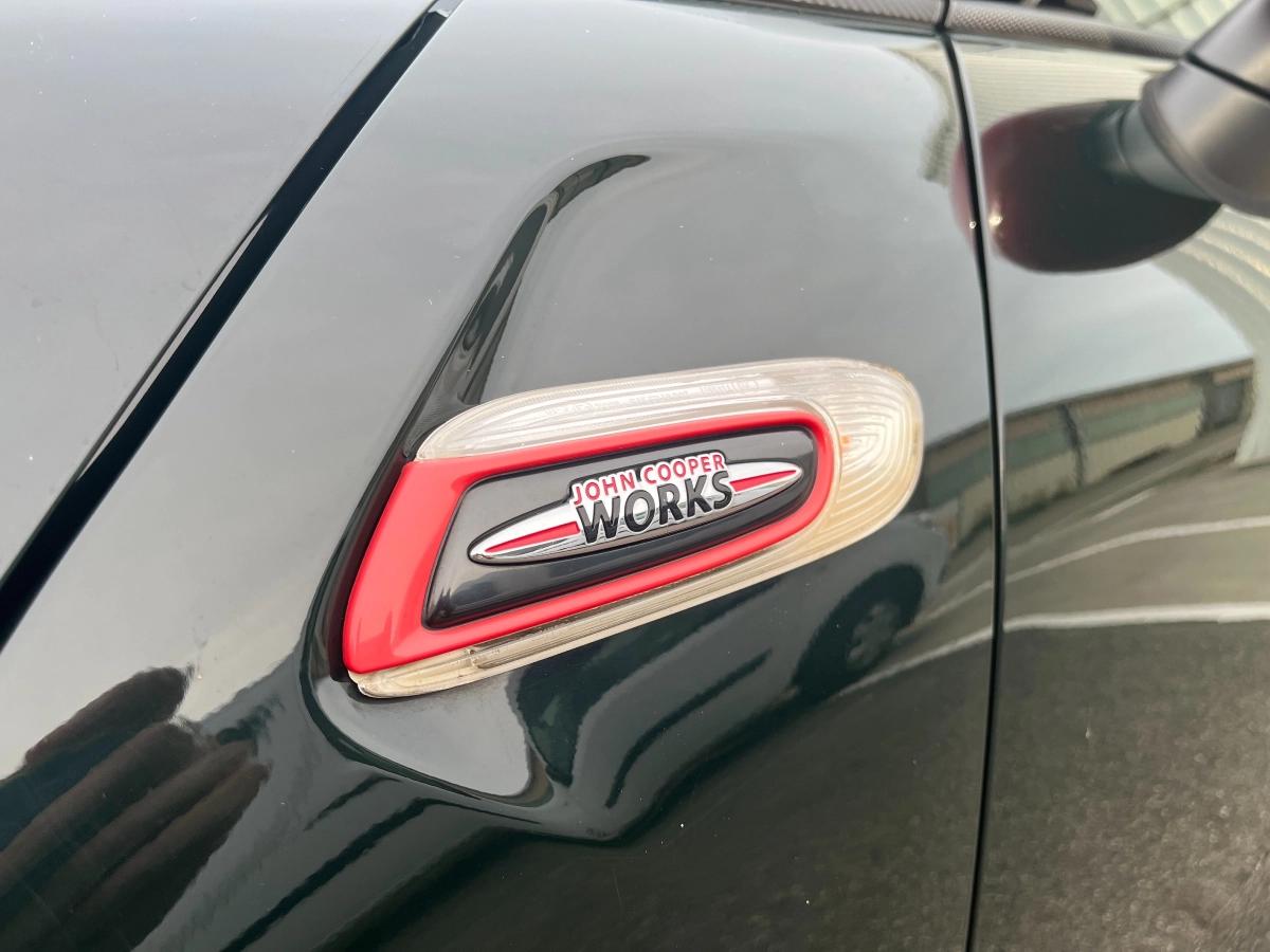 Mini Mini 2.0 230 JOHN COOPER WORKS