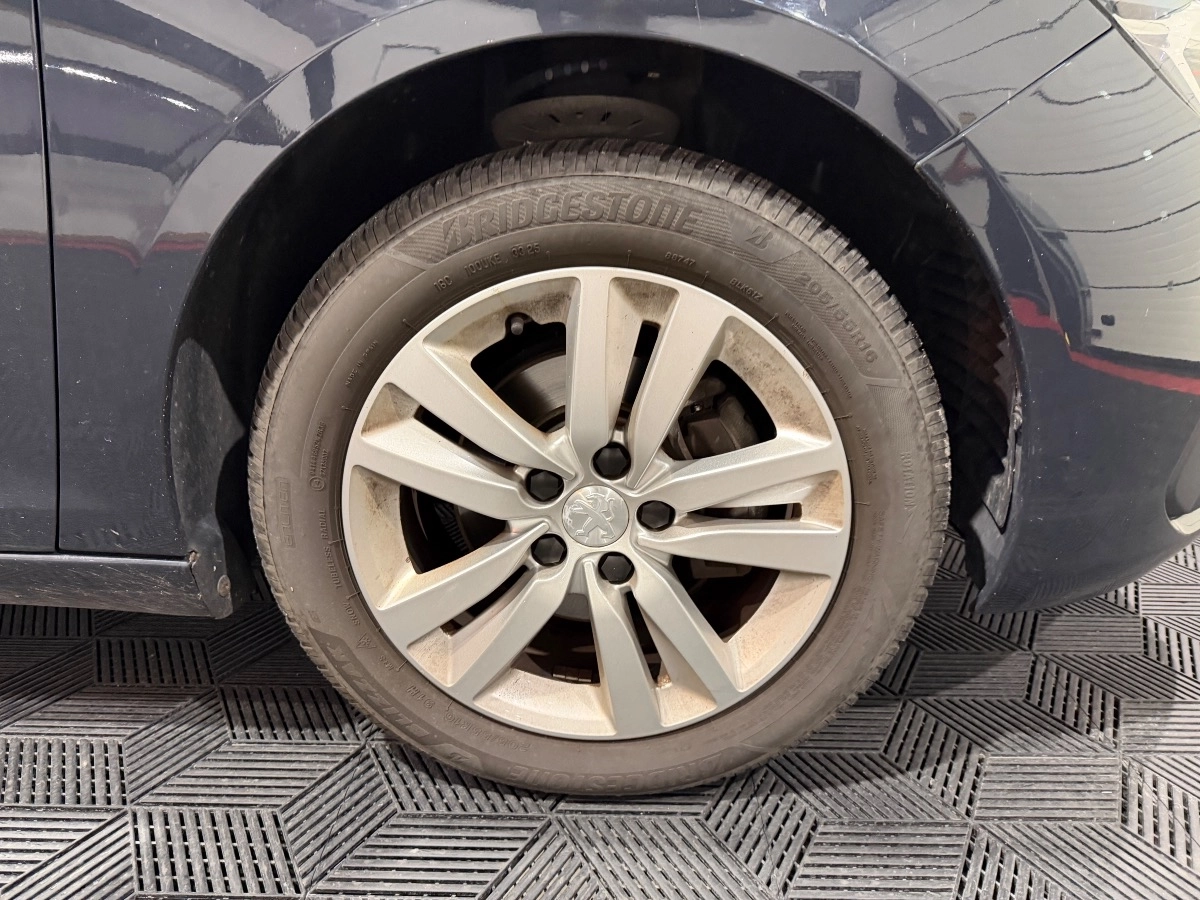 Peugeot 308 - photo 10