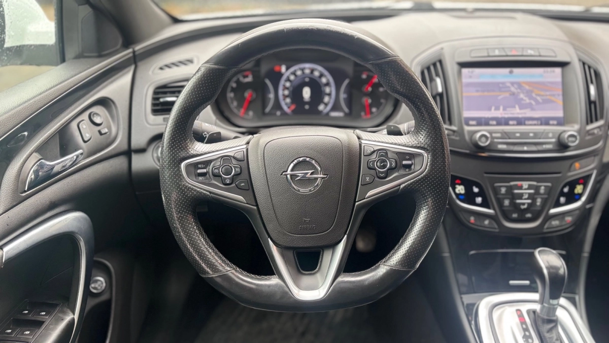 Opel Insignia - photo 9