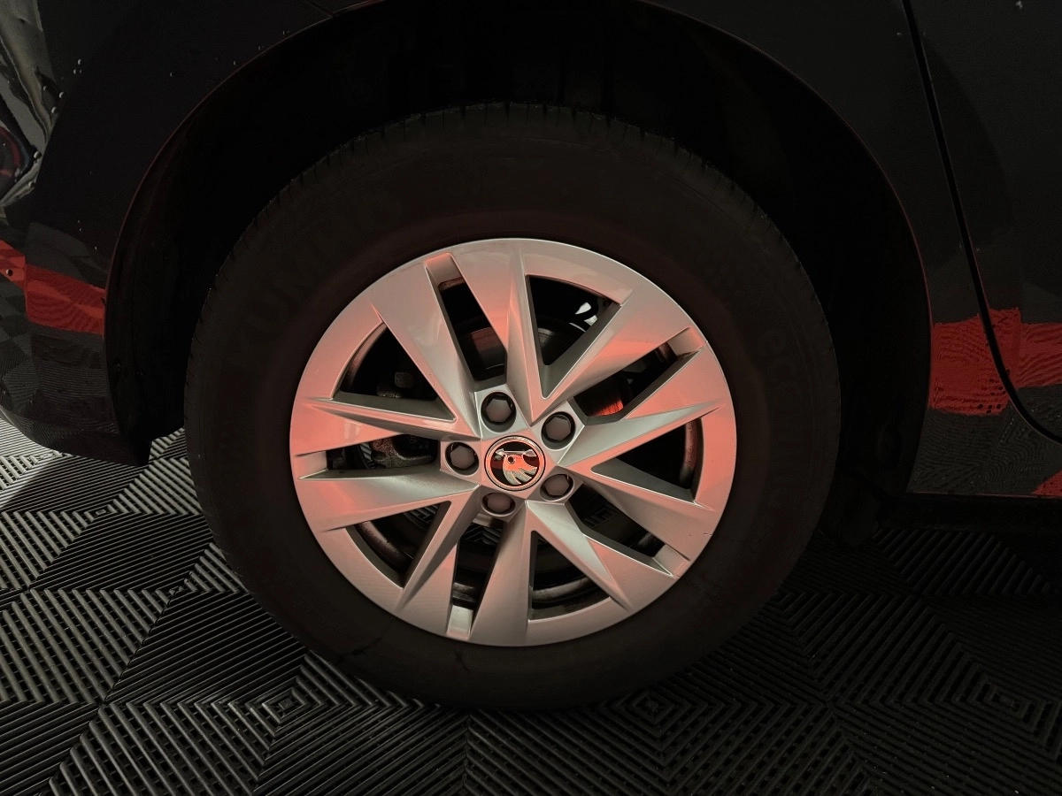 Skoda Fabia - photo 21