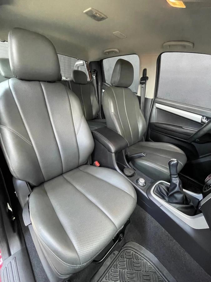 Isuzu D-max SPACE CAB 1.9 DDI 160 SOLAR 4WD