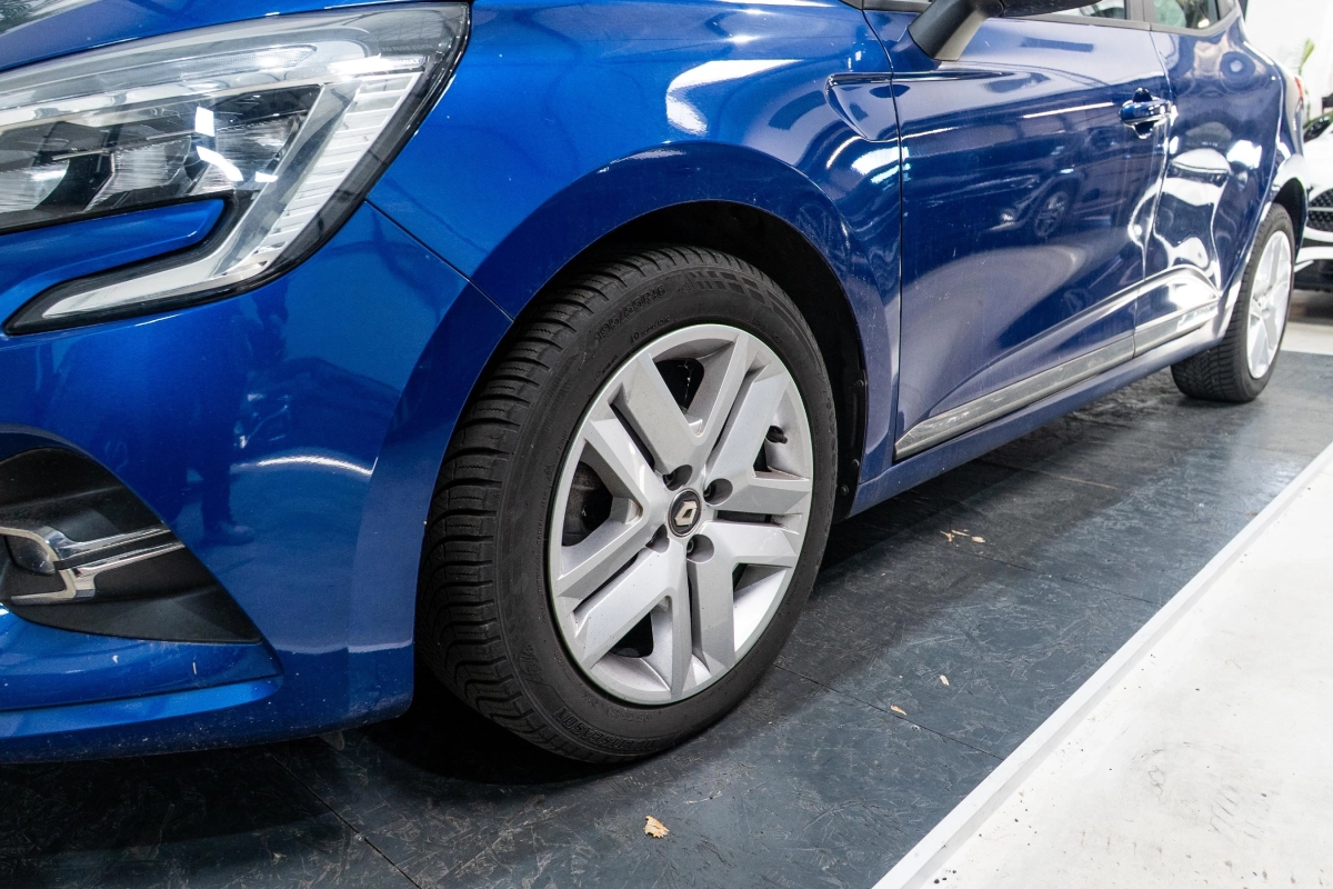 Renault Clio - photo 4
