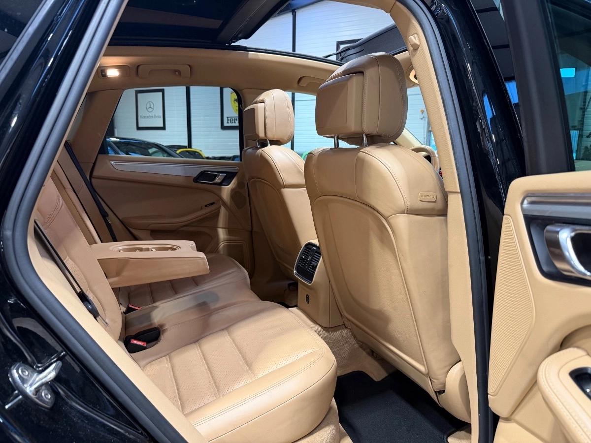 Porsche Macan GTS V6 3.0 360 PDK Options+++