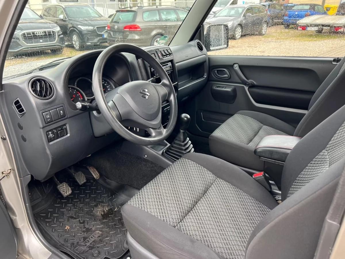 Suzuki Jimny 